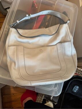 Marc Jacobs Pale Gray Pebbled Leather Shoulder Hobo Bag